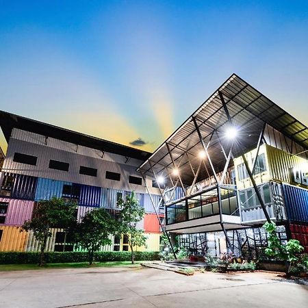 Qbix Hotel Khon Kaen Buitenkant foto