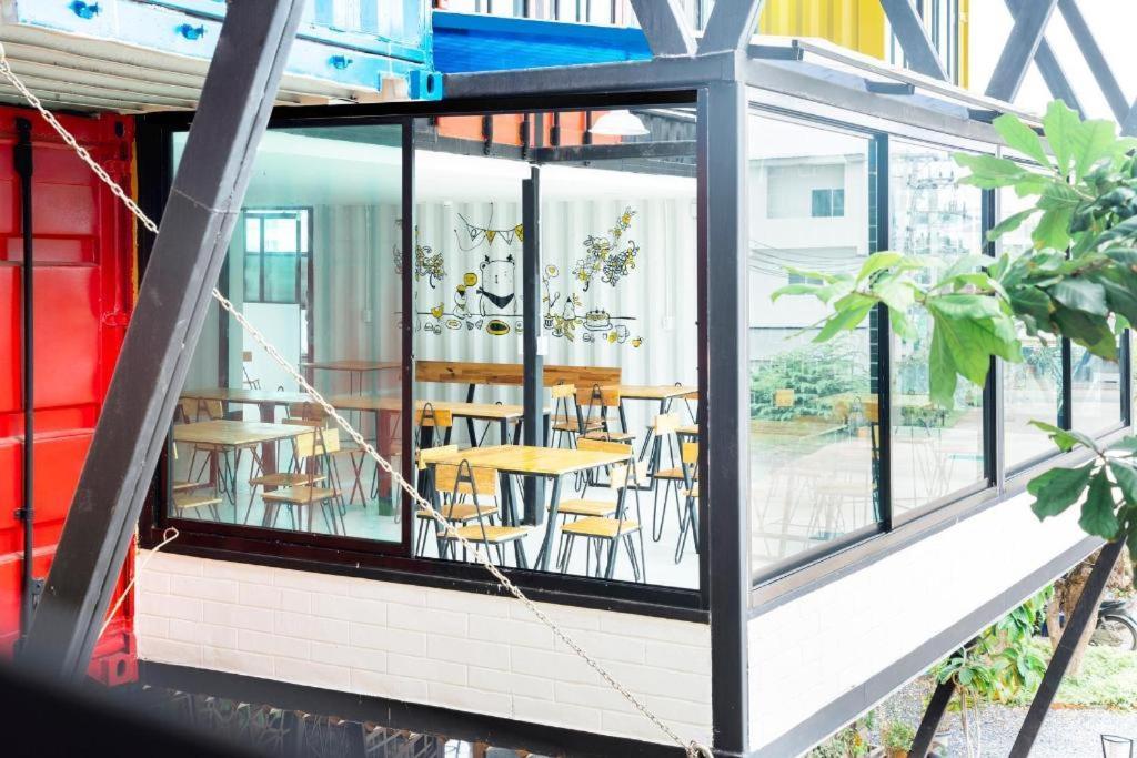 Qbix Hotel Khon Kaen Buitenkant foto