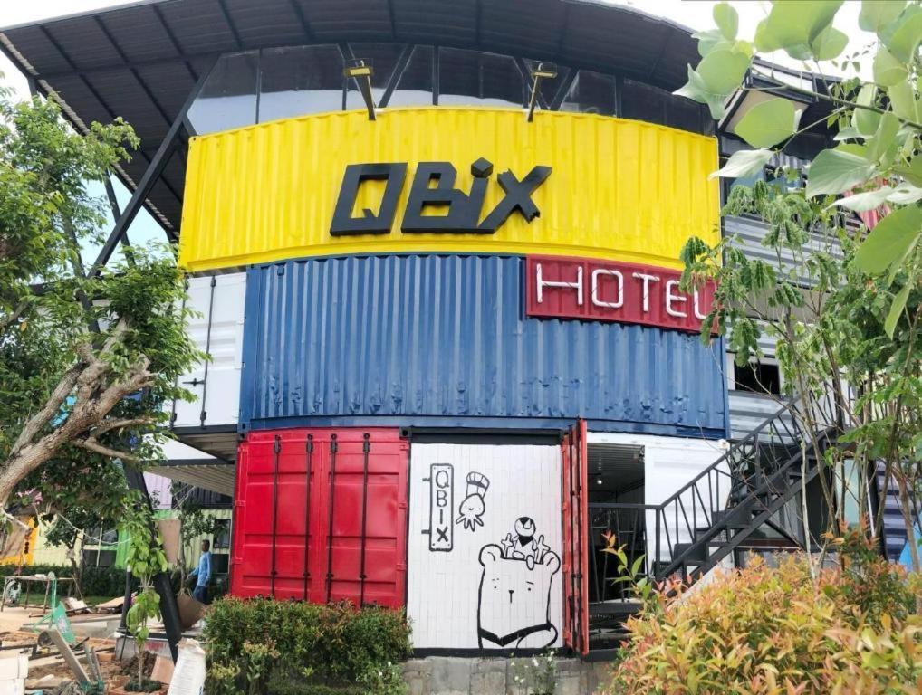 Qbix Hotel Khon Kaen Buitenkant foto